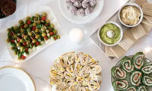 Obiad urodzinowy: Pomysły na menu, które zachwycą gości